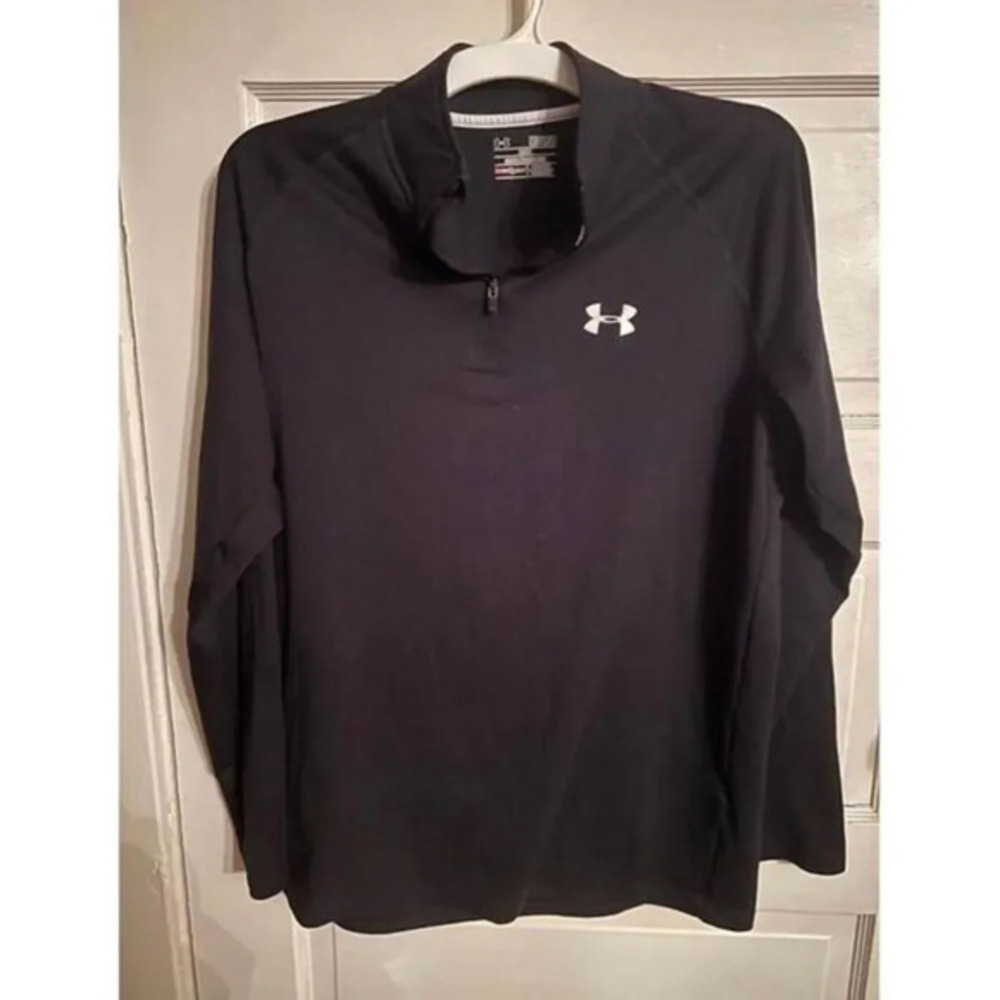 Under Armour Black Long Sleeve 1/4 Zip Pullover Shirt woman's athletic Training‎